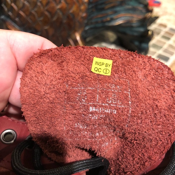 Dr. Martens NWOT Newton - Picture 5 of 7